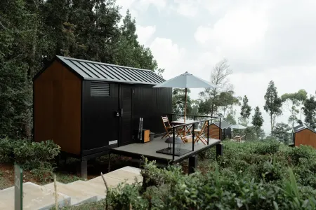 Bobocabin Dieng Pass, Batang Отели в г. Batang Regency