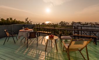 Zibeisha Light Luxury Art Seaview Inn