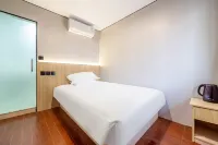 Jinyuan Hostel Отели в г. Шанхай