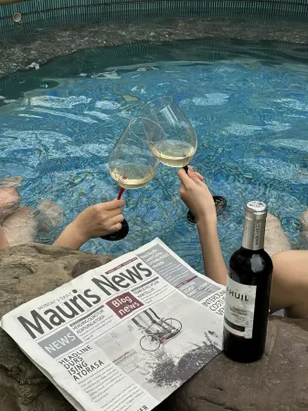 Beijing Yunshui Yaoshanju Hot Spring Resort (Changping Ming Tombs Resort) Отели рядом с достопримечательностью «Changping Duijiuyu Natural Scenic Resort»