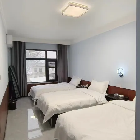 Hotels in Hongcheng