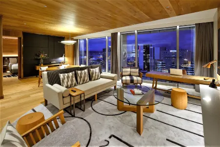 Crowne Plaza Hobart Отели рядом с достопримечательностью «Собор Святого Давида»