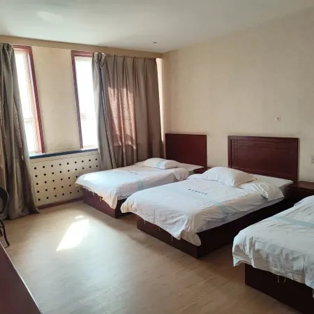 Ruoqi Kunlun Business Hotel