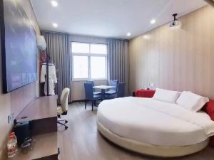 Yuejinghao Hotel (Yancheng Dafeng Yuhong Road)