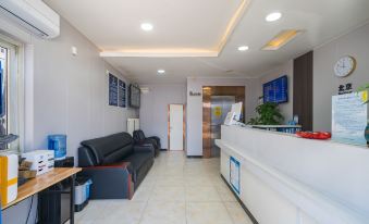 Beijing Xuefeng Business Hotel