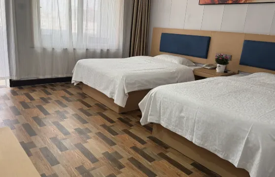 龍山商務酒店（襄汾龍山路店）