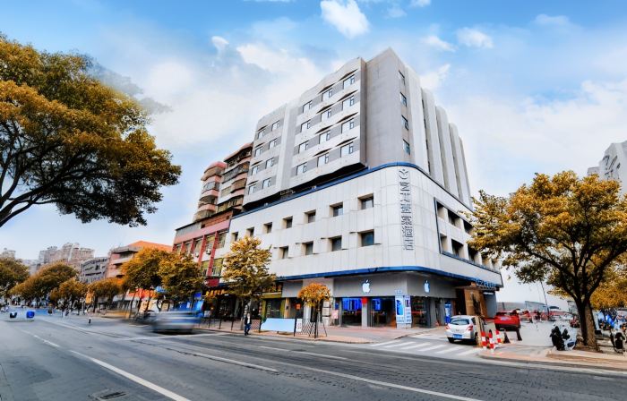 Elong ETANG Hotel (Guangzhou Baiyun Airport Renhe Subway Station)