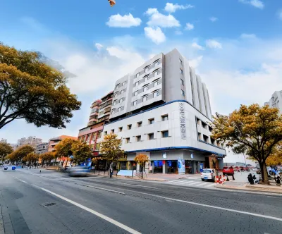 Elong ETANG Hotel (Guangzhou Baiyun Airport Renhe Subway Station) Hotels near Jinhuiyuan Shopping Plaza