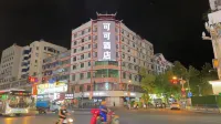 Coco Hotel (Kaili Grand Cross)