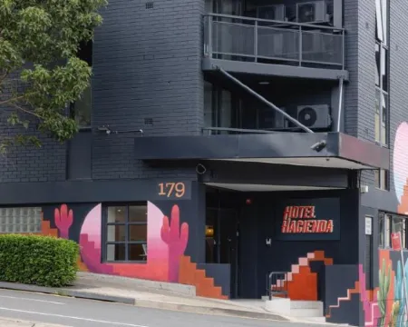 Hotel Hacienda Hotels in Redfern