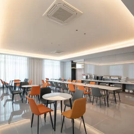 Tonglu County · Anbo | Ambersky·Clud·Cloudcrt Mountain View Retreat · Elegant Cloud Court Hotel
