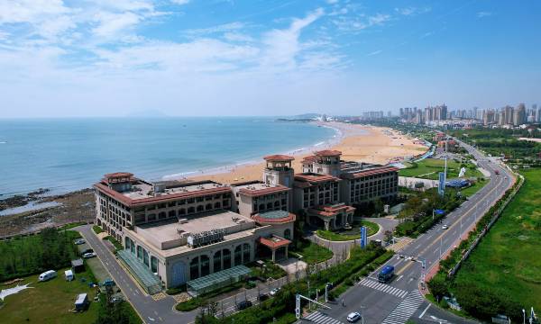 Qingdao Golden Beach Luxury Blue Horizon Hotel