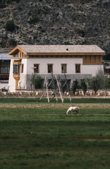 Shangri-La Linden Centre Naada Courtyard