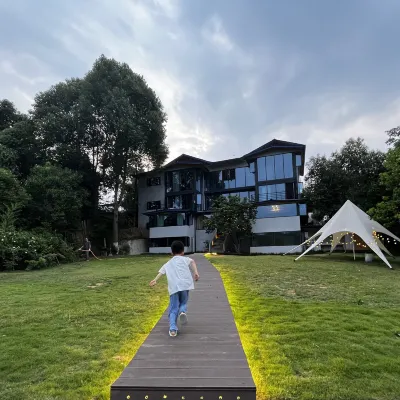 Wind's guesthouse in Chengdu Các khách sạn gần Ga Thiên Phủ