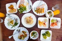 Hotel Villa AoKhanom Beachfront - breakfast