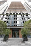 Yunding Executive Apartment (Haiya Colorful City Lingzhi Metro Station Store)