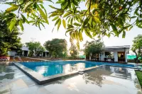 Lsq Ruturaj Farms Hotels in Bhilvale
