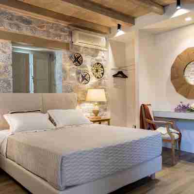Akrolithi Guesthouse Rooms