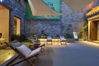 Datong Onetwo Hotel（Datong ancient city Daiwangfu shop） Отели рядом с достопримечательностью «Дворец Датун Чуньян»