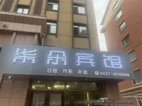 Dongfeng Qiduo Apartment Hotels in Dongfeng