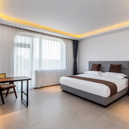 Saihanba Polytechnic Lake Hotel