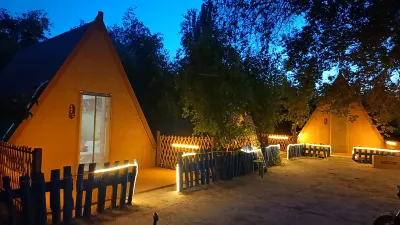 Ruoqilou Lanqi Tiao Homestay 루오 옌 현 보행자 거리 (승리 도로) 주변 호텔