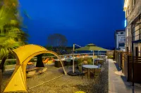 Waves · Designer Boutique Homestay (Laoshan Scenic Area Branch) - بار