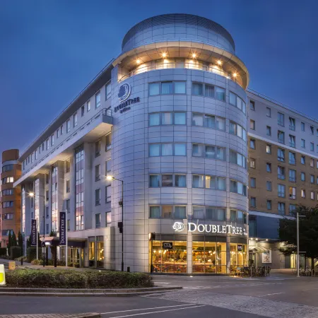DoubleTree by Hilton London Chelsea Отели рядом с достопримечательностью «Фулхэм»