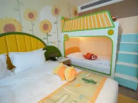 BOONIE BEARS BAY HOTEL Hotels near Ningbo Fantawild Tourism Resort