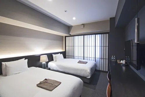 Hotel Ninja Black
