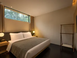 Lushan songmo B & B