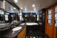 Country Club Tasmania - balcony