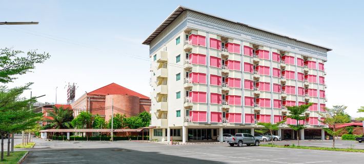 Collection O VResotel Hotels in Nonthaburi