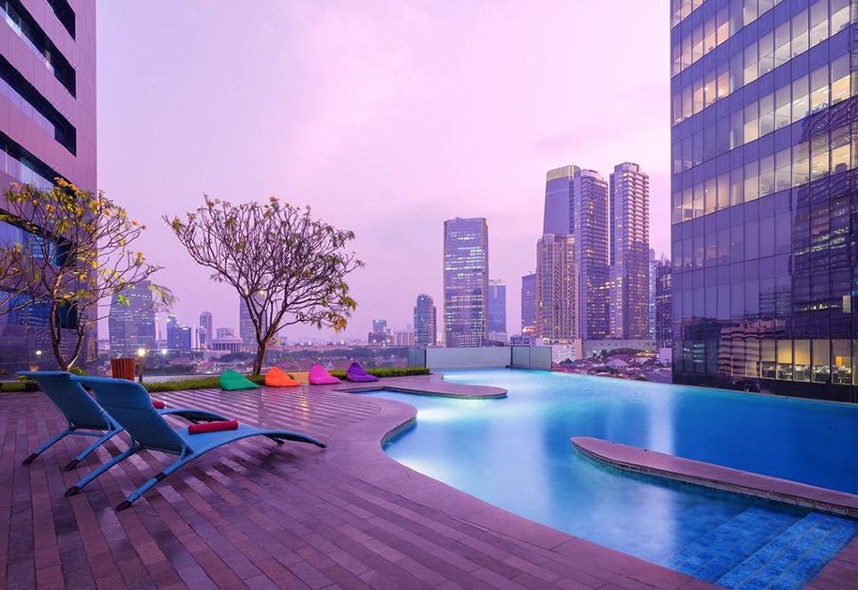 맨해튼 호텔 자카르타 외관