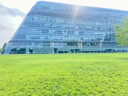 Kingdee Conference Center Отели рядом с достопримечательностью «Renhe Park»