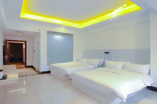 Landuo Hotel (Chengmai Jinjiang Green Square Branch) - 2 stelle