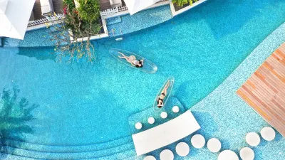 BeiHai Seclusive Live Hotels near Qiaogang Fengqing Street