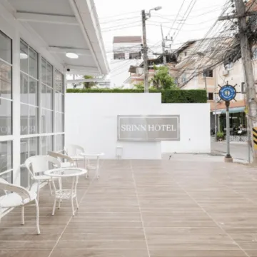 Srinn Hotel Pattaya Klang Отели рядом с достопримечательностью «Бич-роуд»