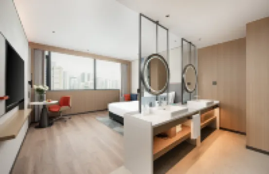 Holiday Inn Express HAIKOU WORLD TRADE CENTER by IHG Hotels in Xiuying District