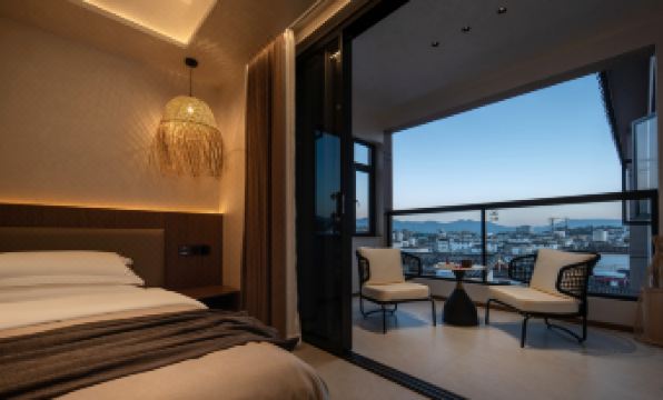 LiJiang Old Town Xiyu Shandu 360-degree high-altitude panoramic resort hotel