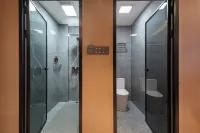 Mosuo Garden Lake Shore Panoramic View|Azure Ripples Vista Resort Hotel (Big Falling Water Village)