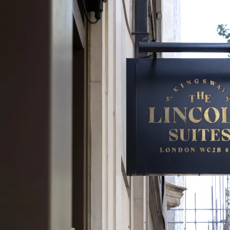 The Lincoln Suites Отели рядом с достопримечательностью «Улица Флит-стрит»