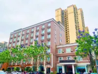 Jinye Jingsheng Hotel (Leshan High-speed Railway Station Jiaxing Road Food Street) Hotels in Jiaxing Road Gourmet/Leshan Plaza