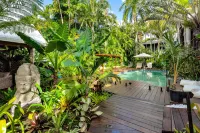 The Palms at Palm Cove - Beach