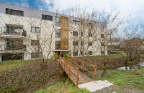 Swiss Living | High-Tech Kitchen, 1G WiFi, Balcony Hotels in 