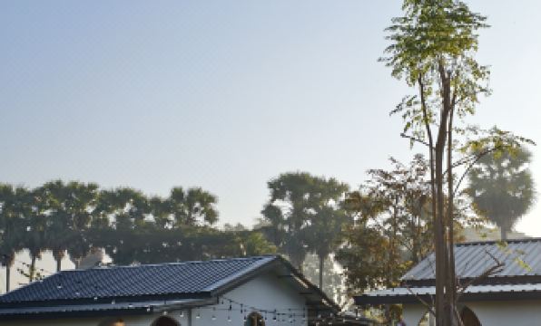 AUN-I-NA Home stay at Nakhon Phanom