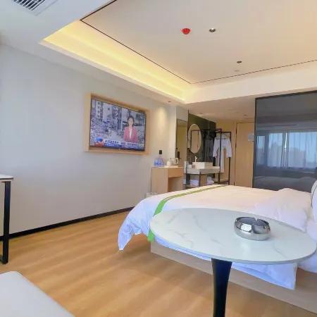 Green Hotel (Lixin Rainbow World Store)