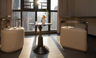 Taigu Wanzhao Smart Home Hotel (Taigu Plaza)