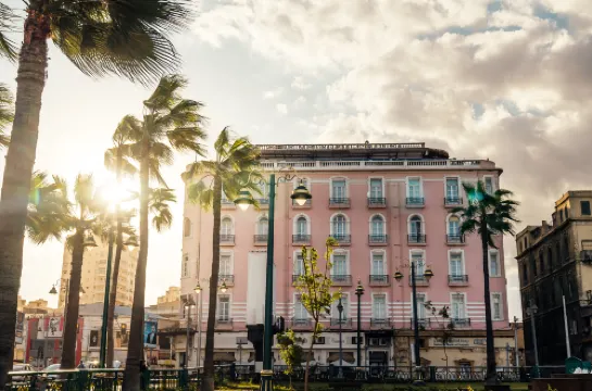 Le Metropole Luxury Heritage Hotel since 1902 by Paradise Inn Group