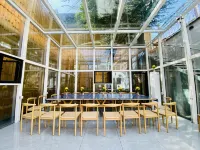 岡仁波齊青年旅舍（六星街店）